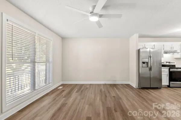 1502 E Main ST, Cherryville, NC 28021