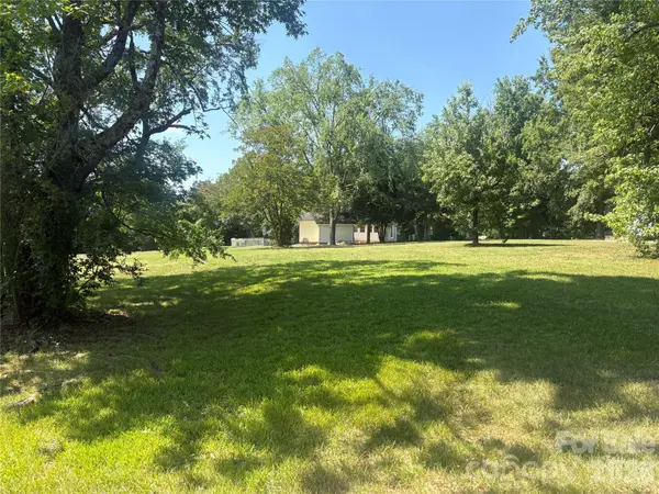 16024 davidson concord RD, Davidson, NC 28036