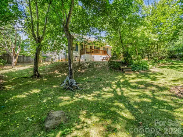 99999 Peace ST #18A, Asheville, NC 28806