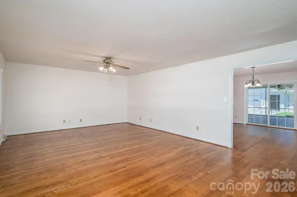 1920 Echo LN, Gastonia, NC 28052