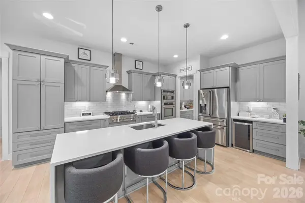 151 Greenbay RD, Mooresville, NC 28117