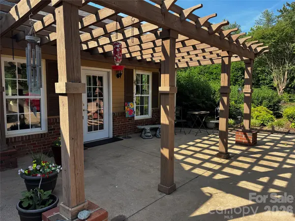 204 Old Stagecoach RD, Lawndale, NC 28090