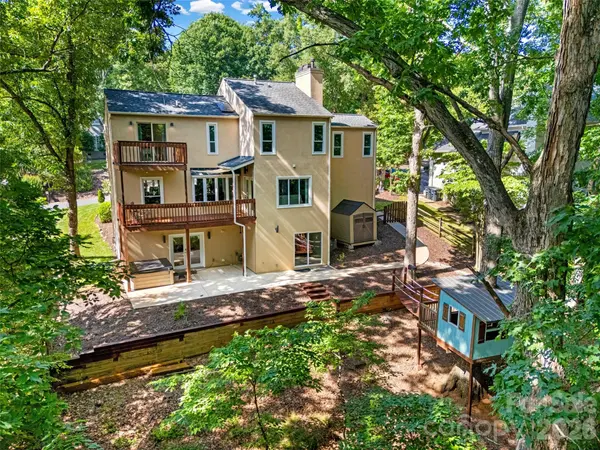 7057 Mariners CT, Tega Cay, SC 29708