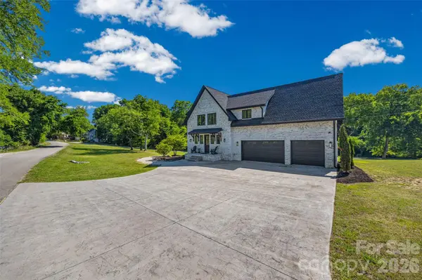 5438 Ralph Harper LN, Clover, SC 29710