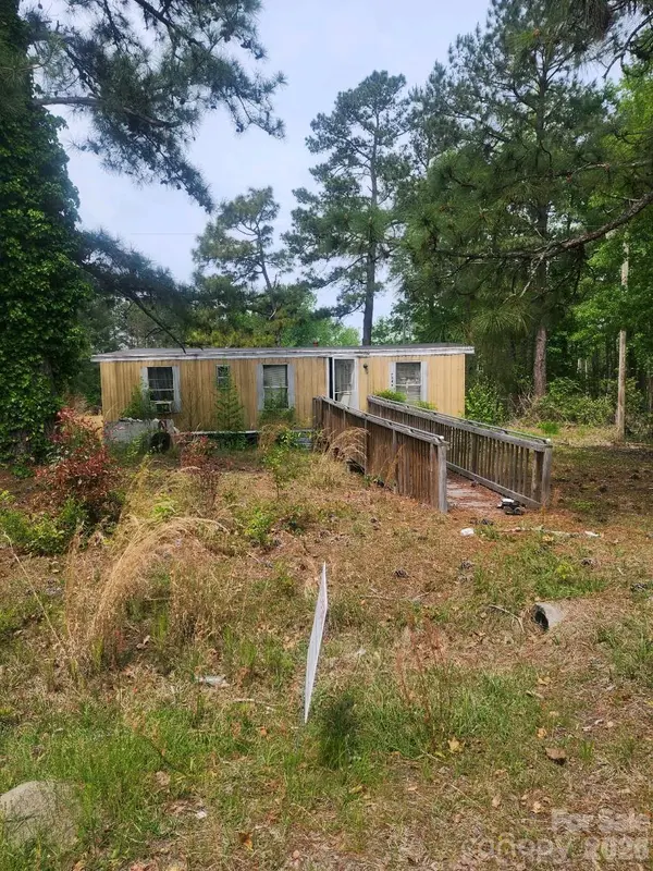 7049 Tobias RD, Manning, SC 29102