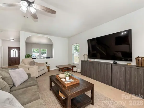 941 Capetown LN, Clover, SC 29710