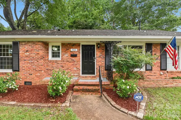 933 Clanton RD, Charlotte, NC 28217