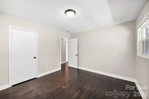 723 Vancouver LN, Gastonia, NC 28052