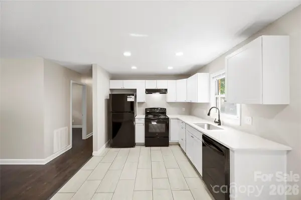 723 Vancouver LN, Gastonia, NC 28052