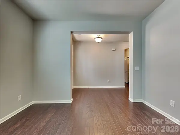 9425 Hartington PL, Charlotte, NC 28269