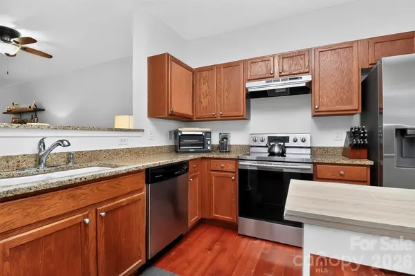 3909 Picasso CT, Charlotte, NC 28205