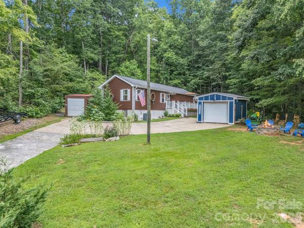479 Camp Hill RD, Lake Lure, NC 28756