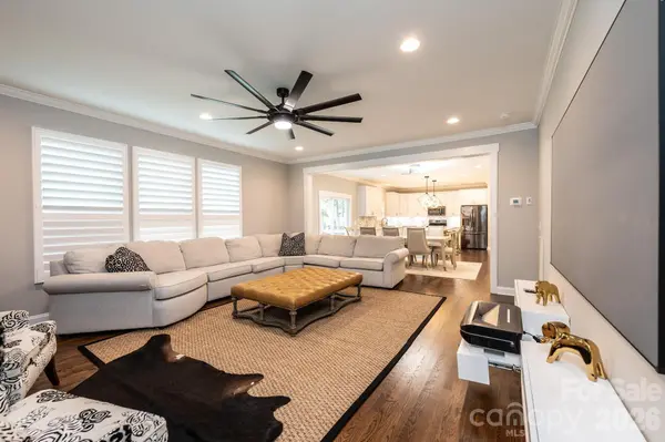 3075 Jamestown DR, Gastonia, NC 28054