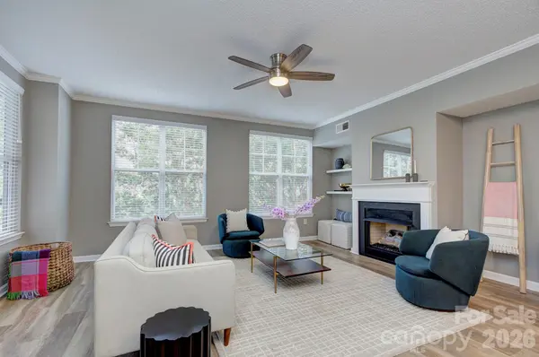 405 W 7th ST #303, Charlotte, NC 28202