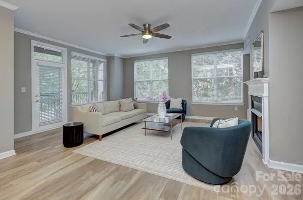 405 W 7th ST #303, Charlotte, NC 28202