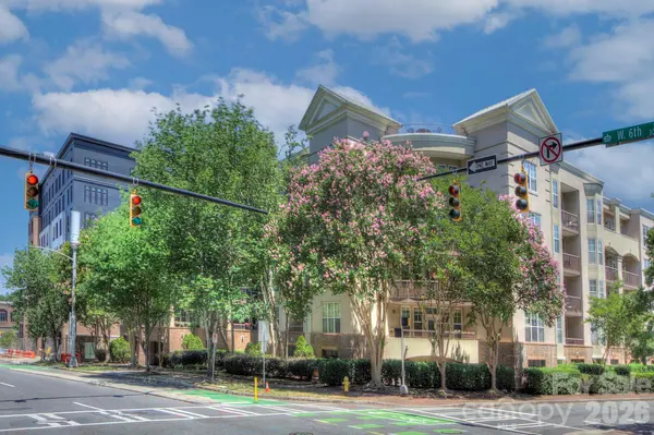 405 W 7th ST #303, Charlotte, NC 28202