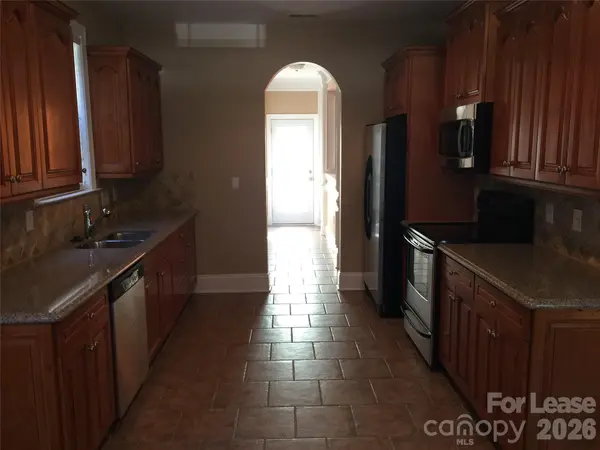 15318 S Birkdale Commons Pkwy, Huntersville, NC 28078