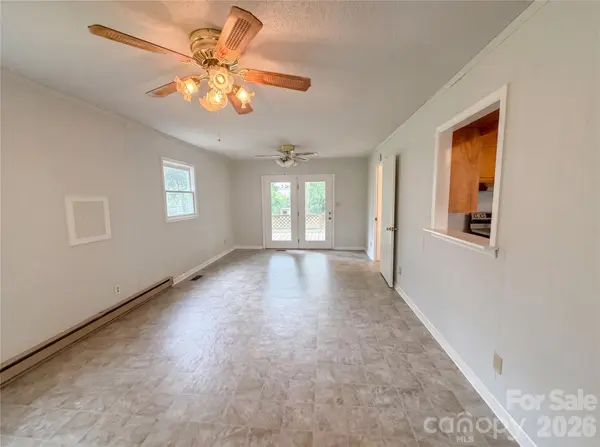 318 Mitchell ST, Belmont, NC 28012