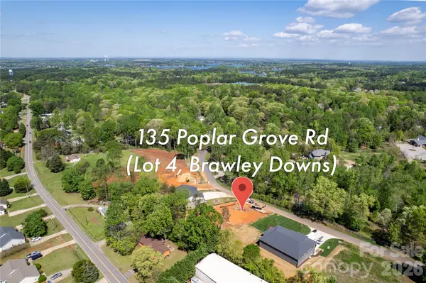 135 Poplar Grove RD #4, Mooresville, NC 28117