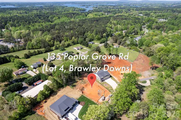 135 Poplar Grove RD #4, Mooresville, NC 28117