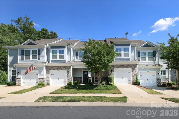 1086 Chicory TRCE, Clover, SC 29710