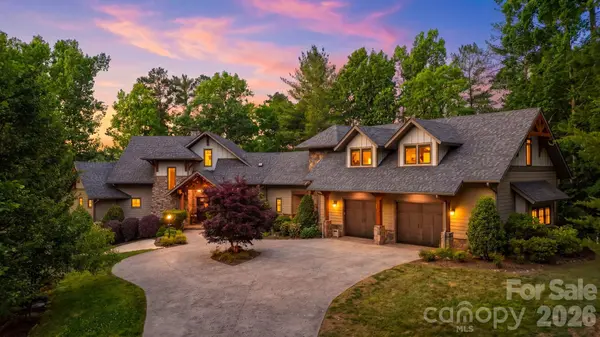 308 Riverwalk DR, Connelly Springs, NC 28612