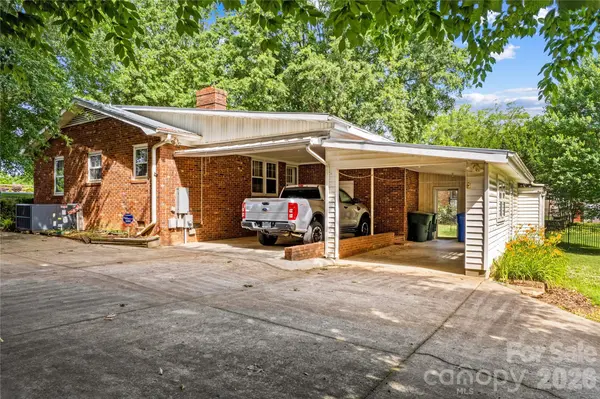 1059 Shearers RD, Mooresville, NC 28115