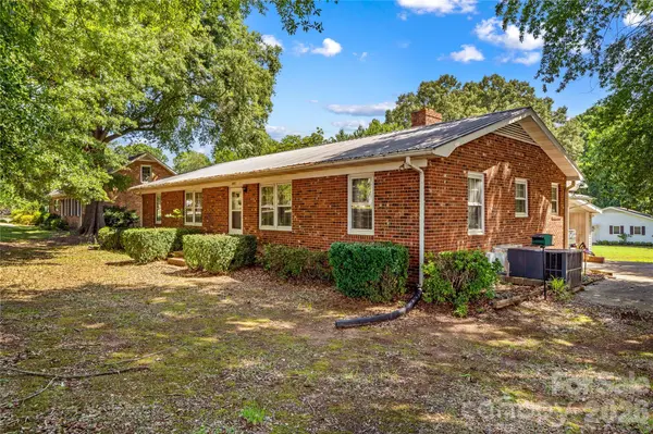1059 Shearers RD, Mooresville, NC 28115