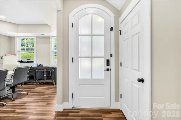2101 Highland View LN, Charlotte, NC 28214