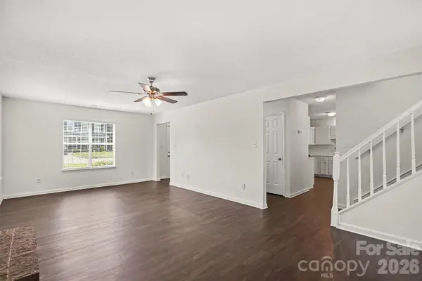 12127 Landing Green DR, Charlotte, NC 28277