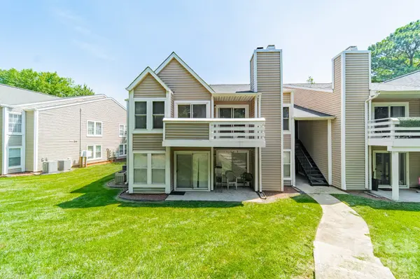 9605 Vinca CIR #G, Charlotte, NC 28213