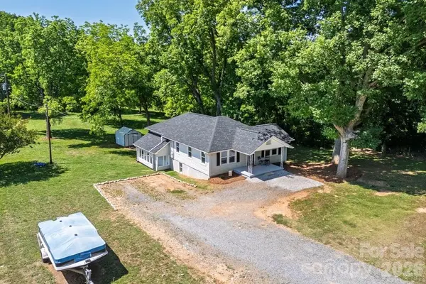 3407 Ratchford DR, Gastonia, NC 28056