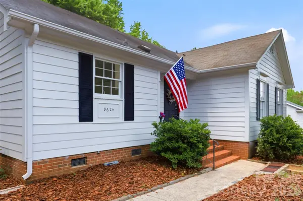 9624 Central DR, Mint Hill, NC 28227