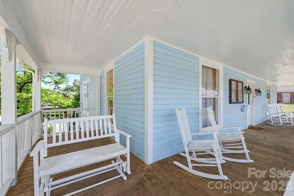 601 College AVE SW, Lenoir, NC 28645