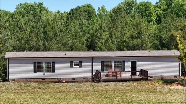 365 Guernsey LN, Roebuck, SC 29376