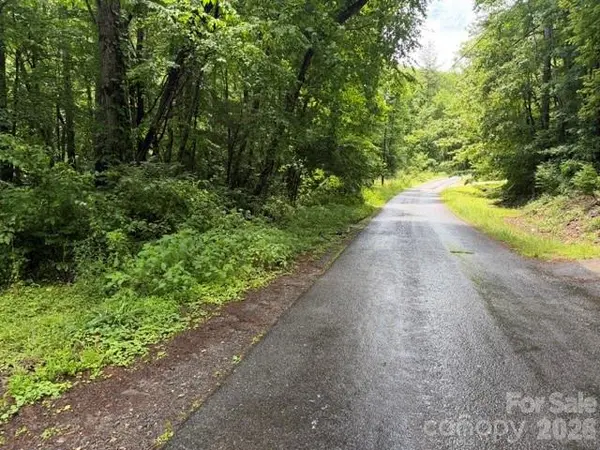 9999 Independence BLVD, Asheville, NC 28805