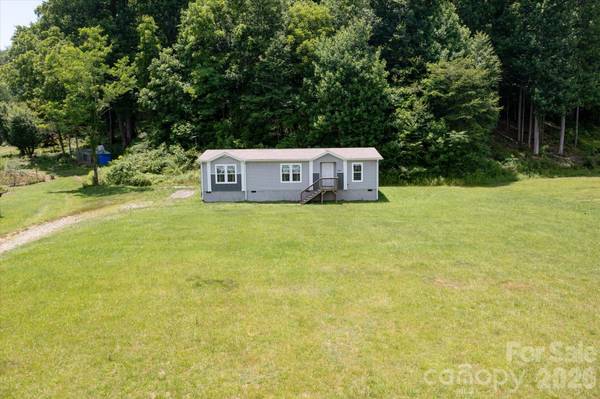 1060 Pickens HWY, Rosman, NC 28772