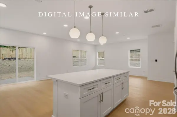 6206 Linda Vista LN, Charlotte, NC 28216