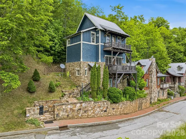 95 Breakaway TRL S, Mars Hill, NC 28754