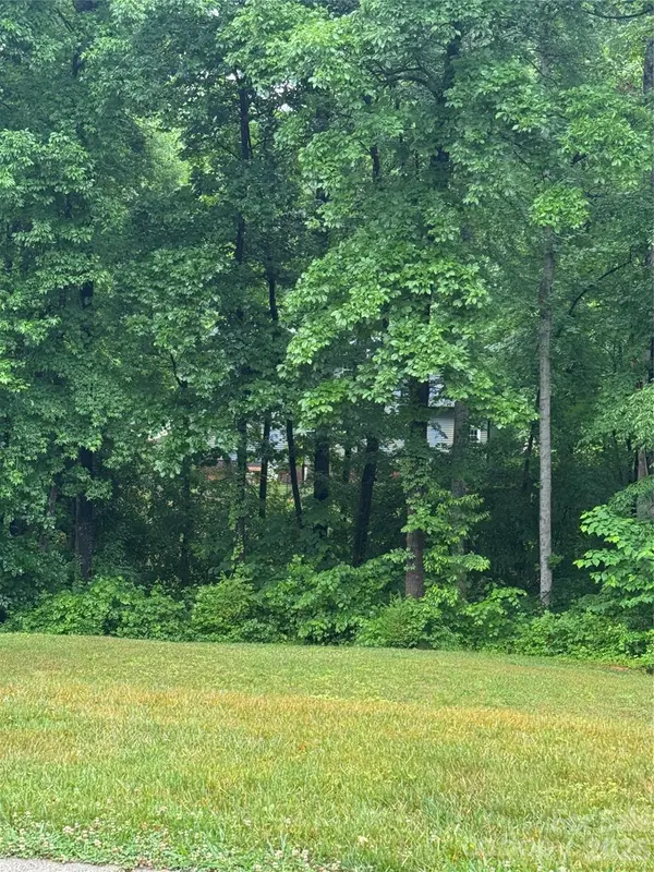 000 Meadow Glen DR #115, Troutman, NC 28166