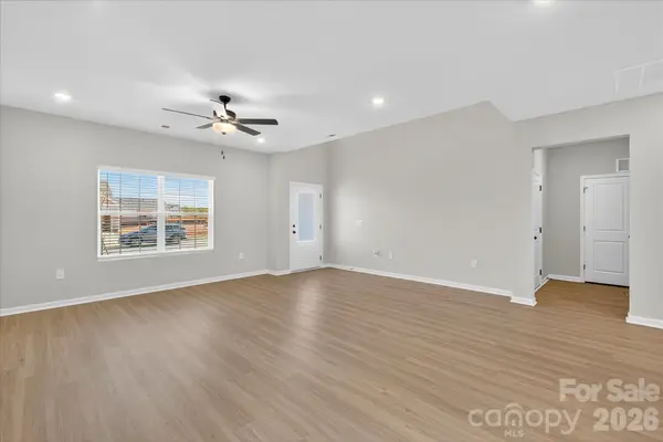 3410 Yorkshire DR, Gastonia, NC 28052