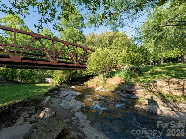 124 Lilikoi LN #93, Asheville, NC 28804