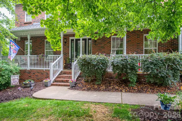 1228 Plantation TRL, Gastonia, NC 28056