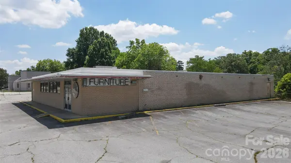 600 Randolph ST, Thomasville, NC 27360