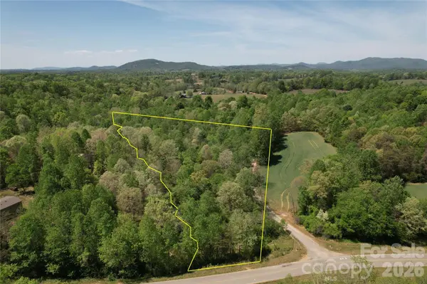 06 Hopewell Church RD #6, Hiddenite, NC 28636
