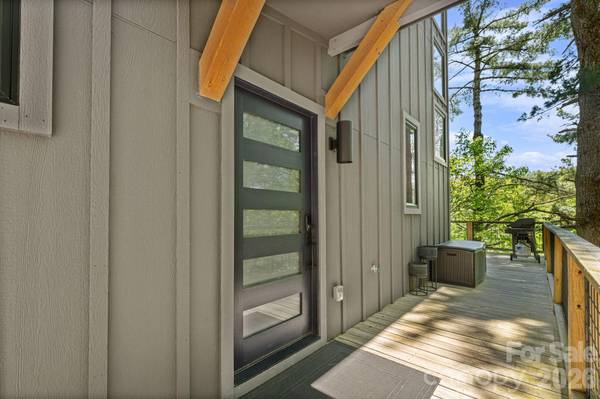 1385 Niley Cook RD, Blowing Rock, NC 28605