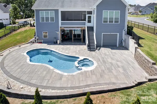 6044 Candlestick LN, Lancaster, SC 29720