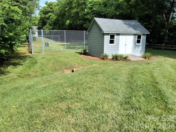 1903 Wellington Hills CIR, Salisbury, NC 28147
