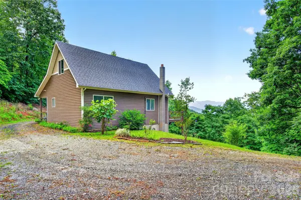 696 Hickory Nut HOLW, Old Fort, NC 28762