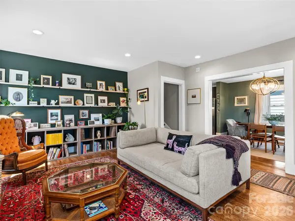 310 Hazel Mill RD, Asheville, NC 28806